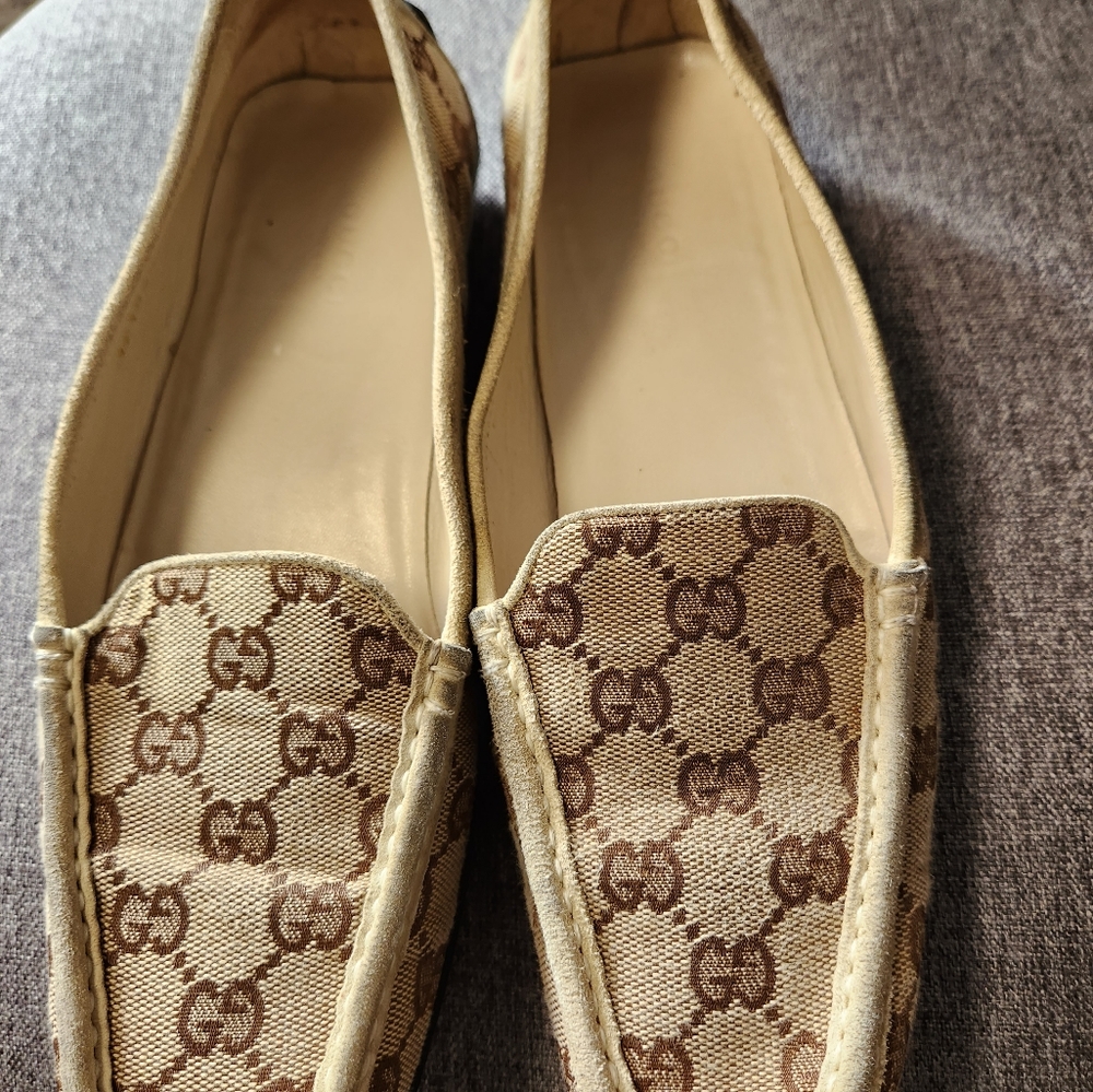 Gucci Flats